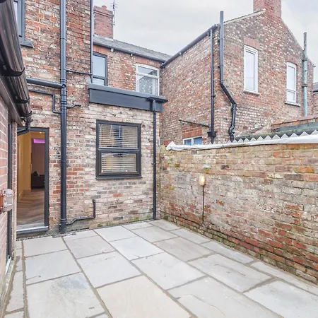 Host&stay - Minster View