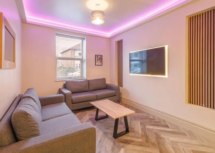 Host&stay - Minster View *